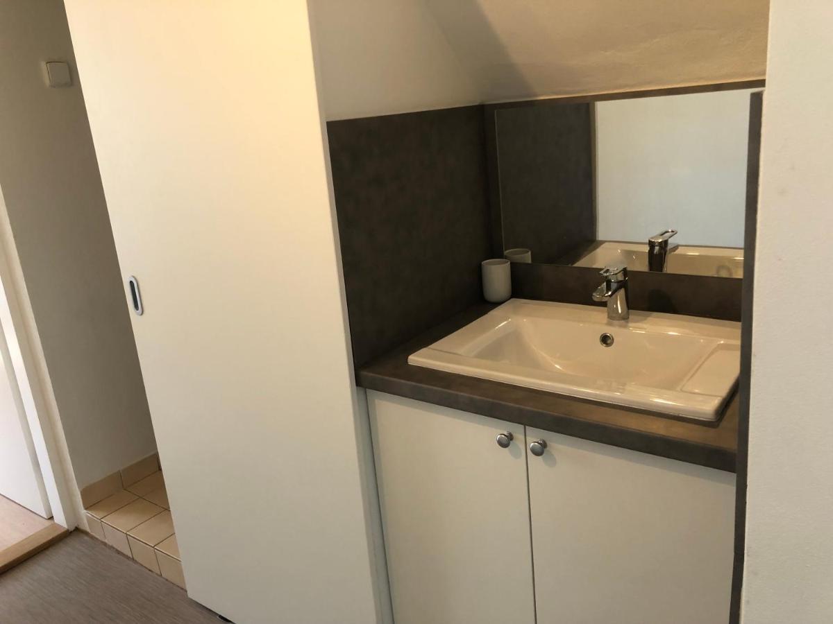 Apartmany Jevany מראה חיצוני תמונה